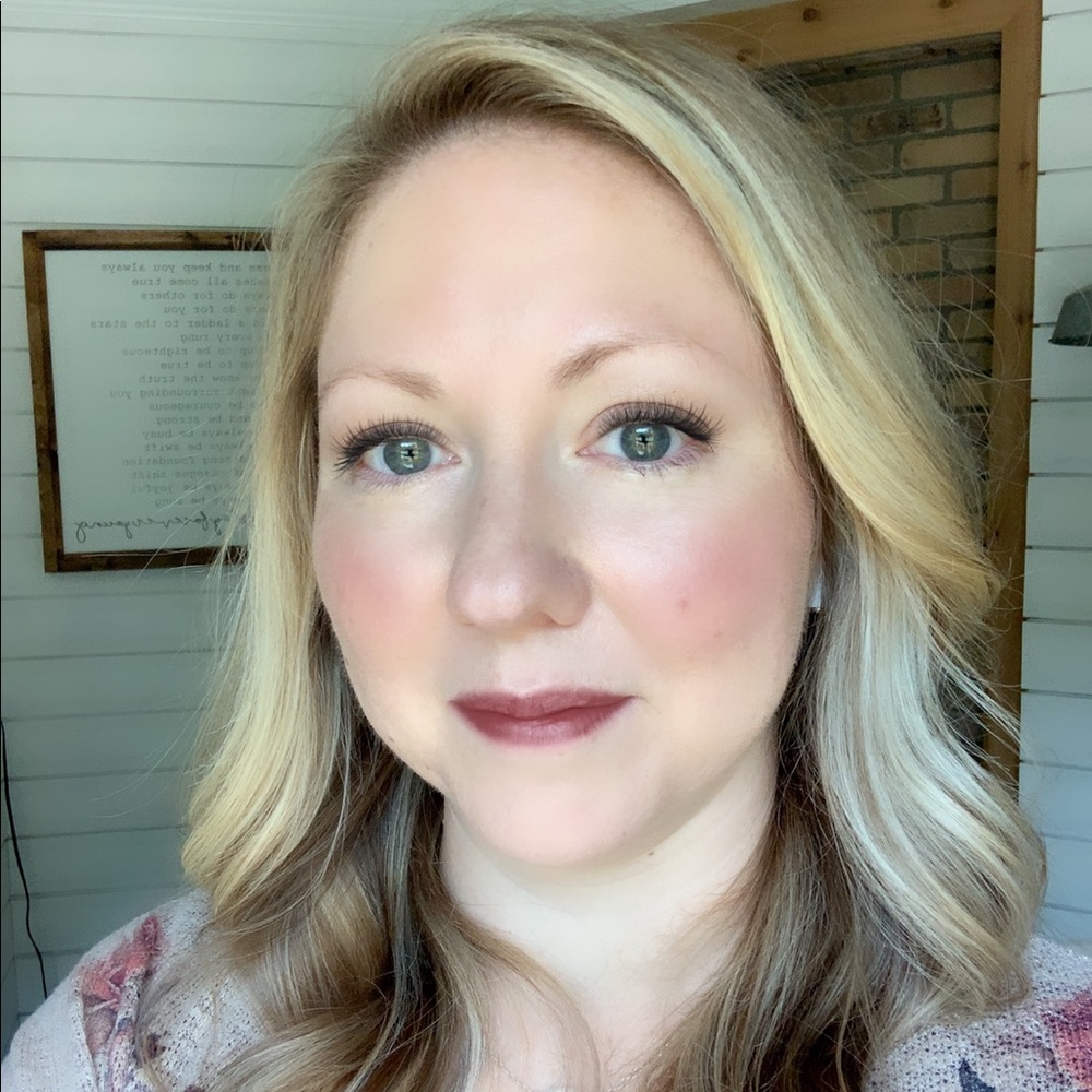 Meet your Posher, Amanda